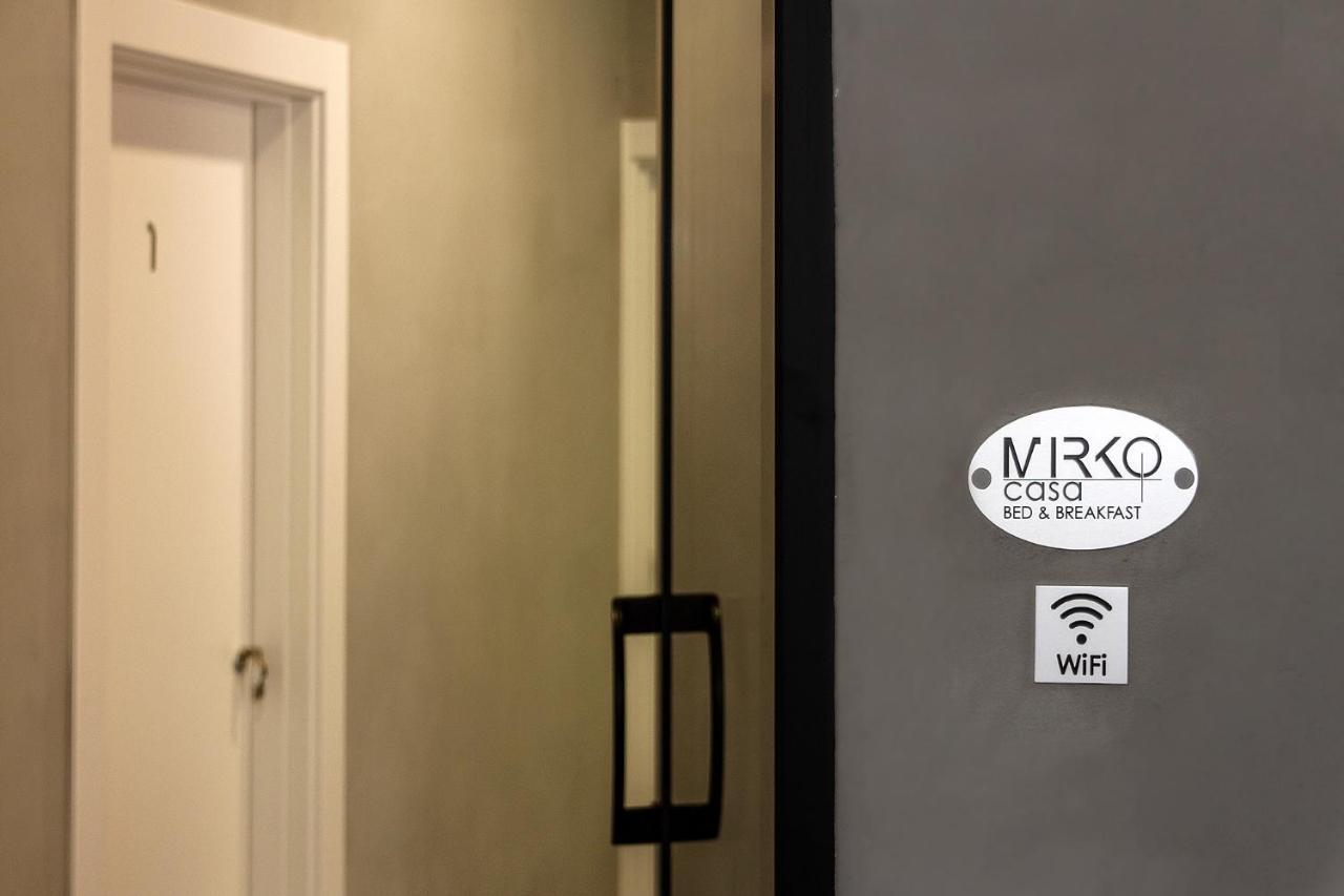 Casa Mirko - B & B Con Stazione Ricarica Auto Elettriche Parcheggio Privato Auto Moto Biciclette Ареццо Екстер'єр фото