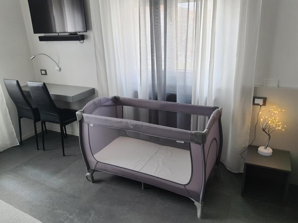 Casa Mirko - B & B Con Stazione Ricarica Auto Elettriche Parcheggio Privato Auto Moto Biciclette Ареццо Екстер'єр фото