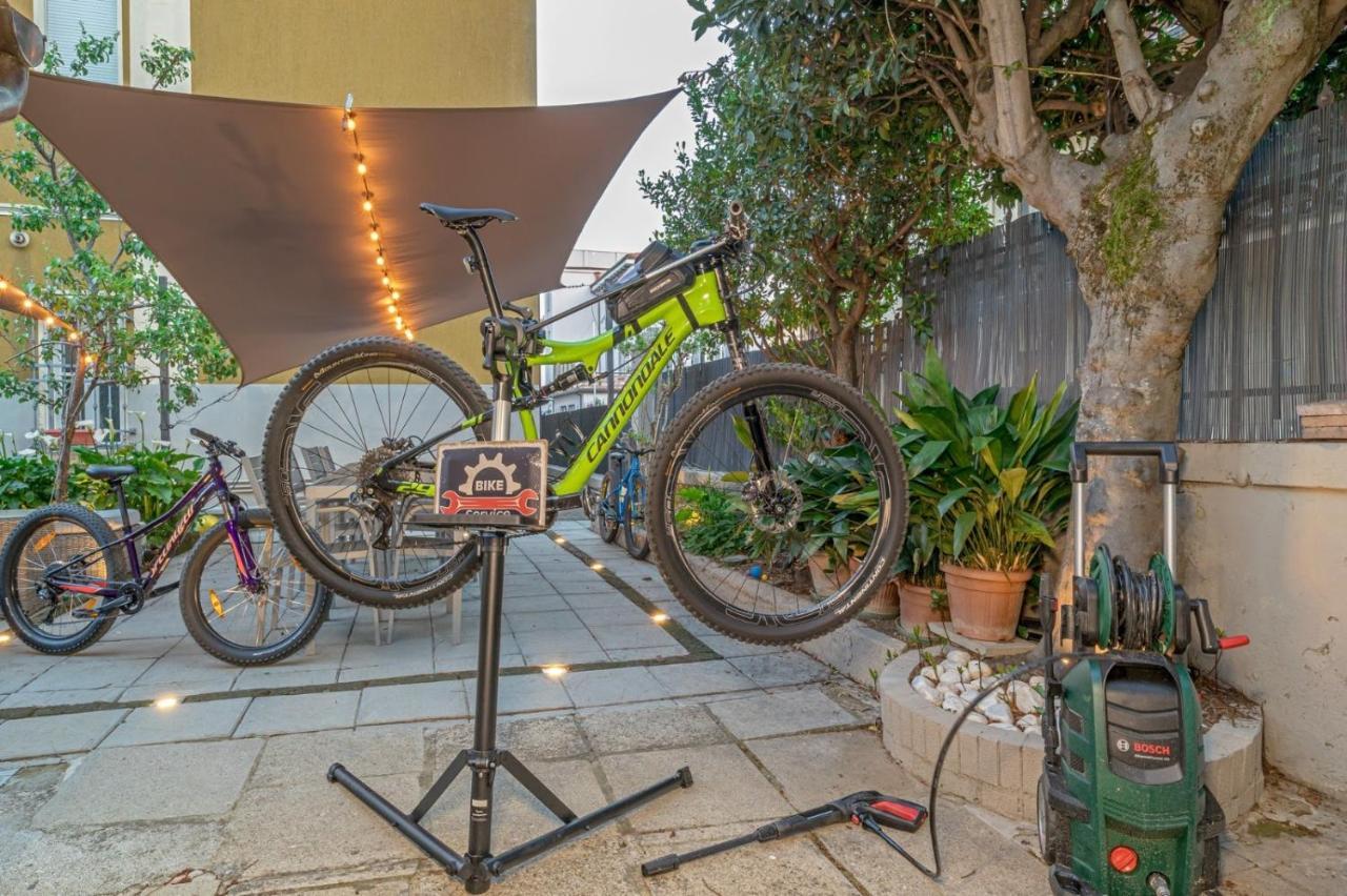 Casa Mirko - B & B Con Stazione Ricarica Auto Elettriche Parcheggio Privato Auto Moto Biciclette Ареццо Екстер'єр фото